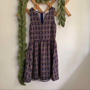 🛍 Everly Patterned Dress